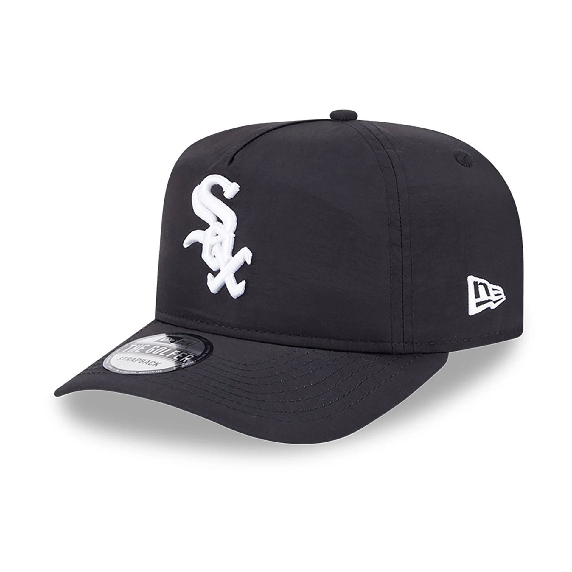 This is a Chicago White Sox Everyday Nylon Black Golfer Adjustable Cap 1