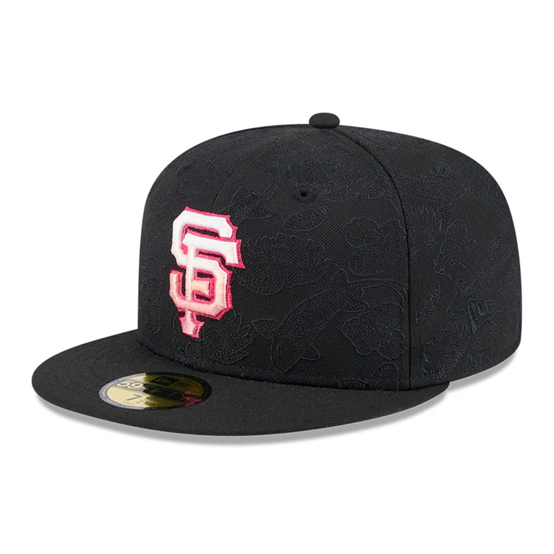 This is a San Francisco Giants Tonal Koi Black 59FIFTY Fitted Cap 1