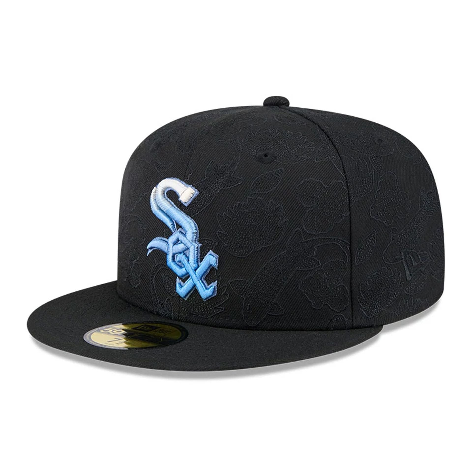 This is a Chicago White Sox Tonal Koi Black 59FIFTY Fitted Cap 1