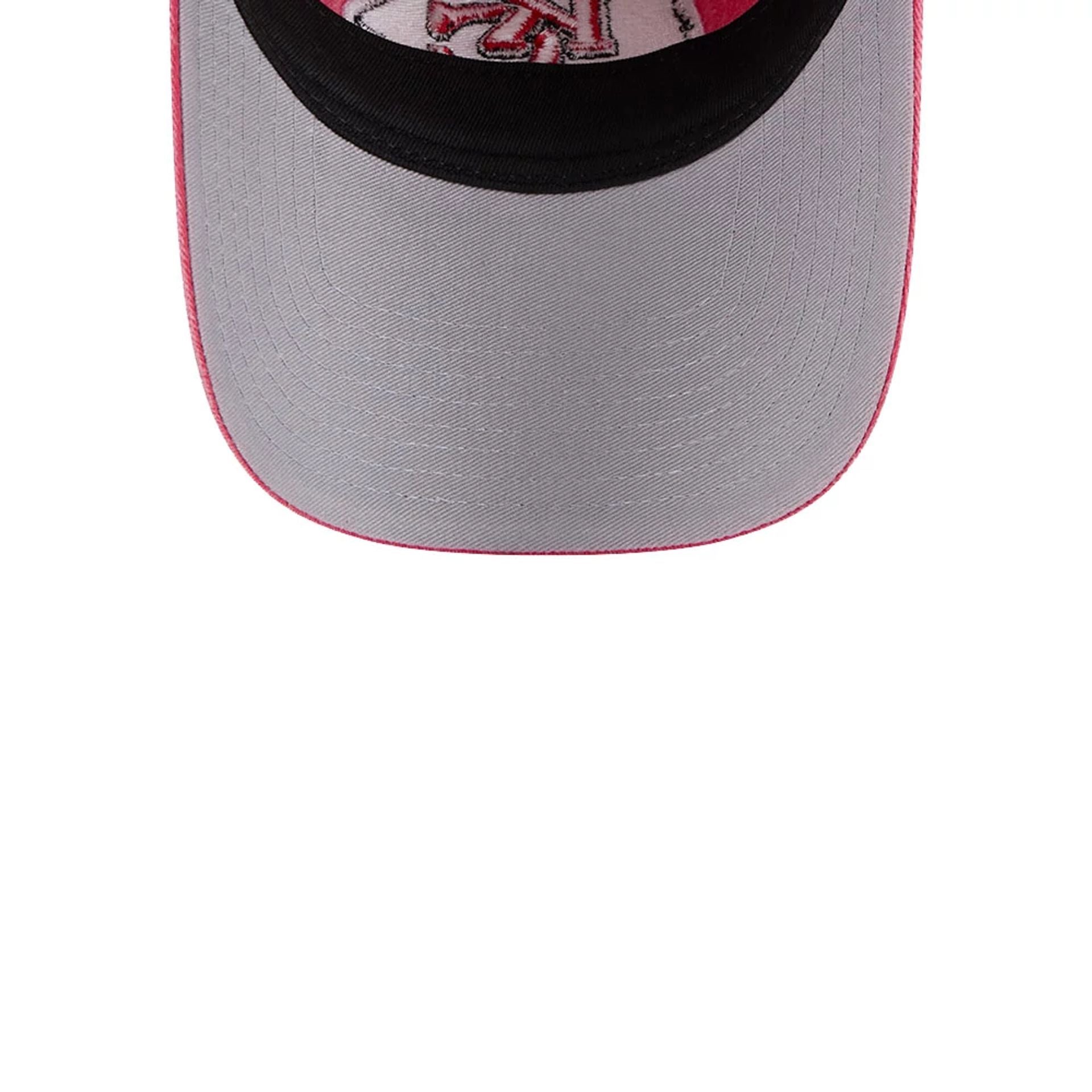 This is a Kansas City Chiefs Washed Contrast Red 9TWENTY Adjustable Cap 2