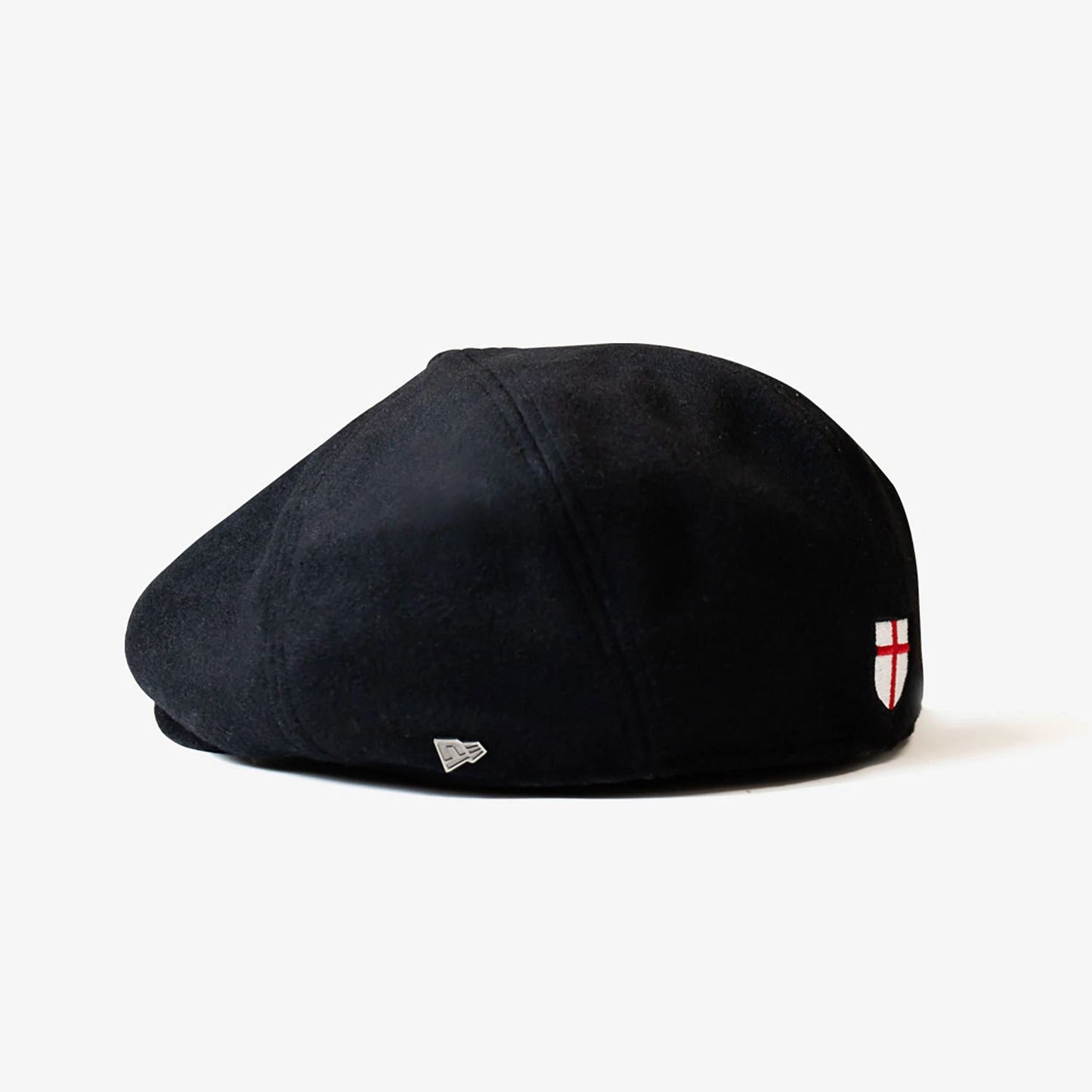 This is a AC Milan Herbert Kilpin Black Newsboy Hat 1