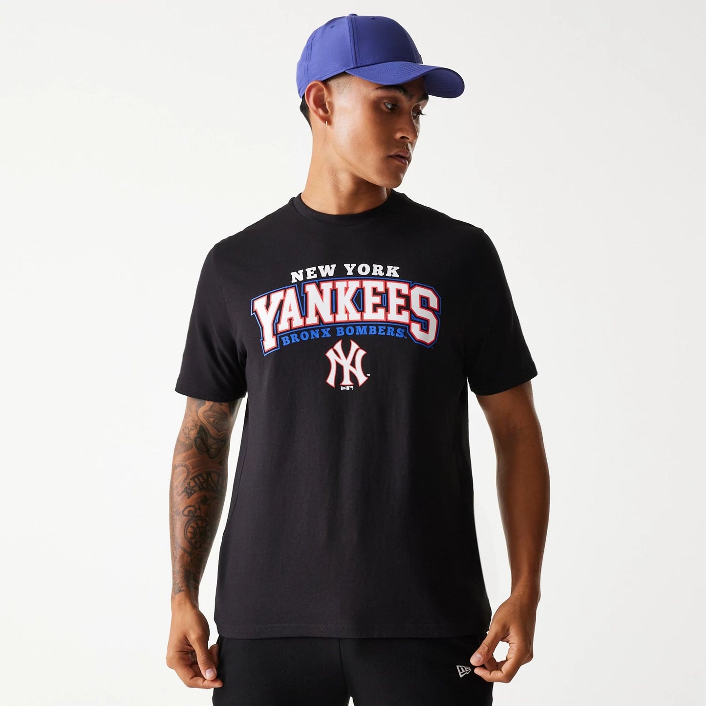 The Male model is wearing New York Yankees MLB Tricolour Logo Black T-Shirt 1