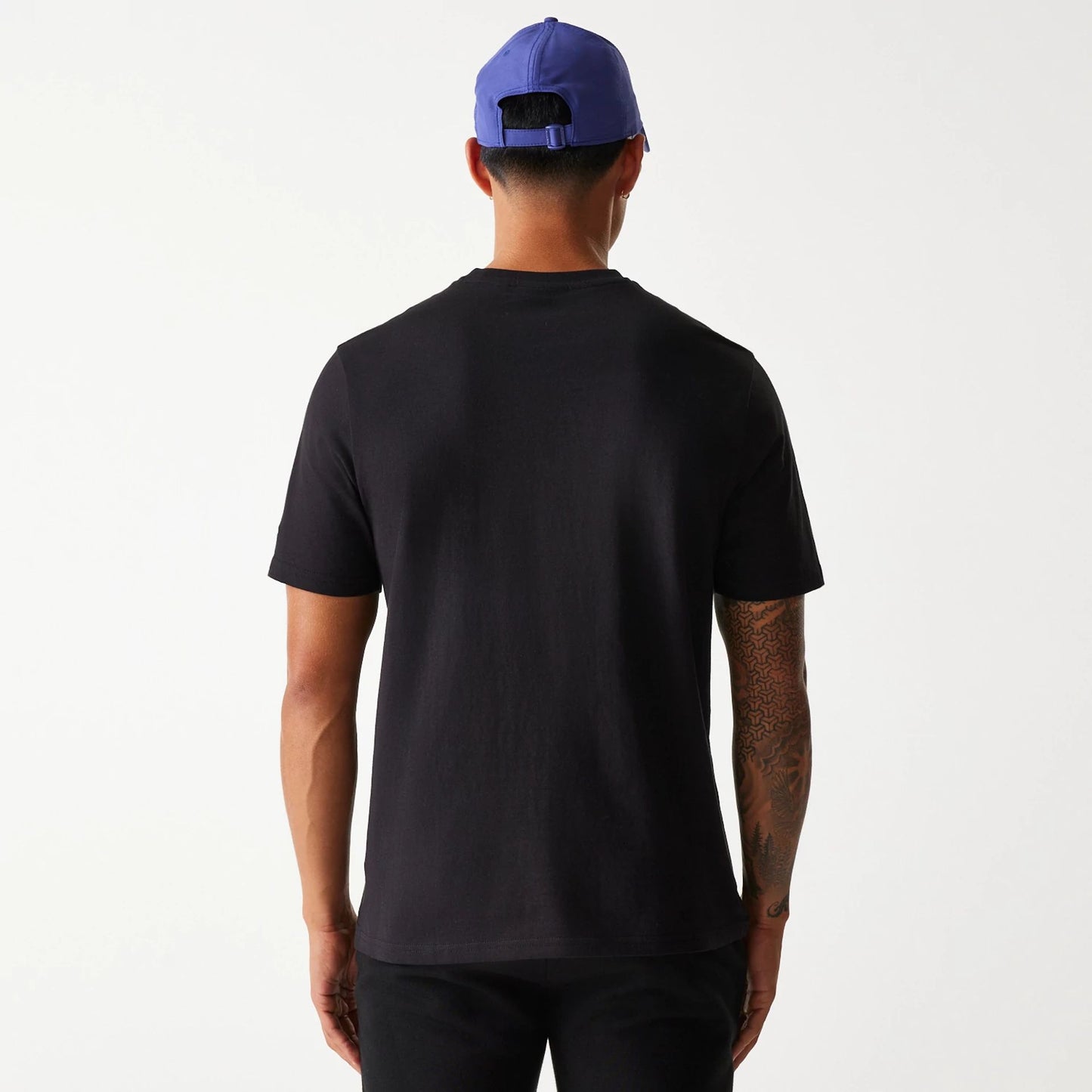 The Male model is wearing New York Yankees MLB Tricolour Logo Black T-Shirt 2