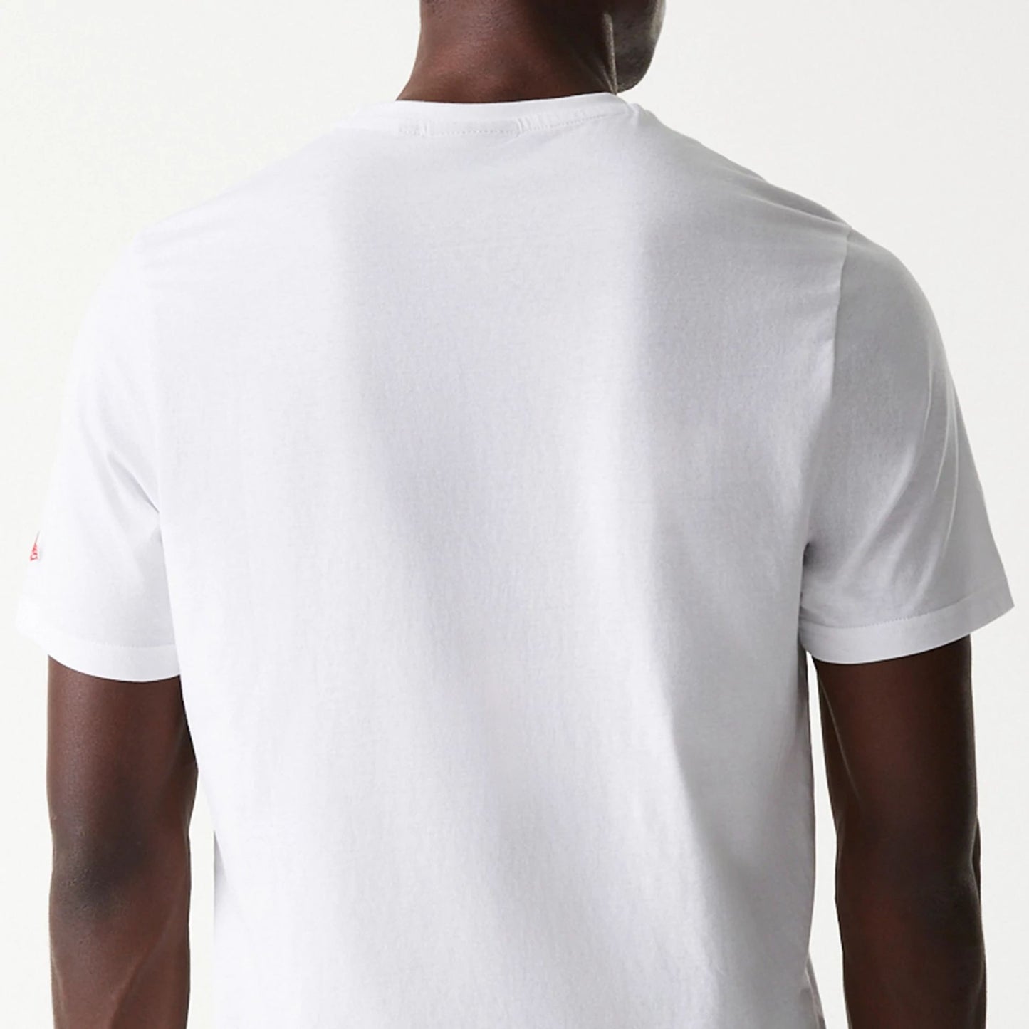 The Male model is wearing LA Dodgers MLB White T-Shirt 7