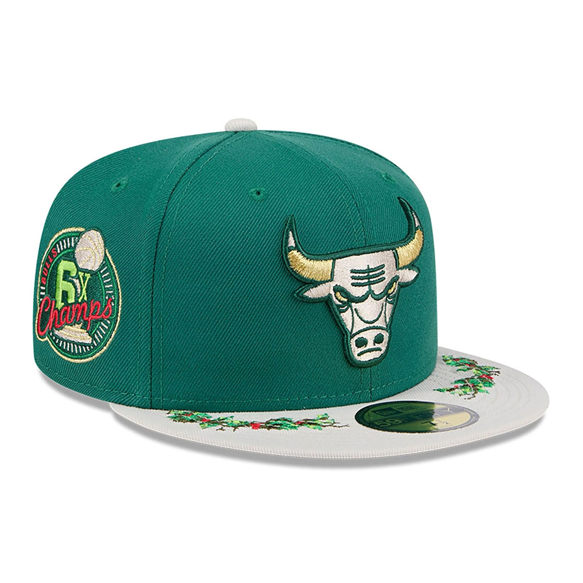 This is a Chicago Bulls Novelty Holly Green 59FIFTY Fitted Cap 1