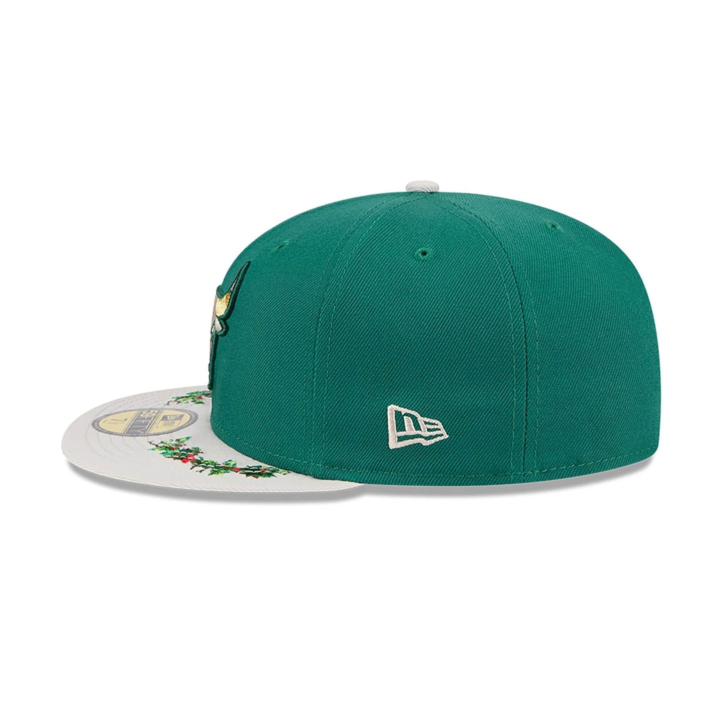 This is a Chicago Bulls Novelty Holly Green 59FIFTY Fitted Cap 7