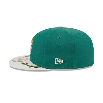 This is a New York Yankees Novelty Holly Green 59FIFTY Fitted Cap 7