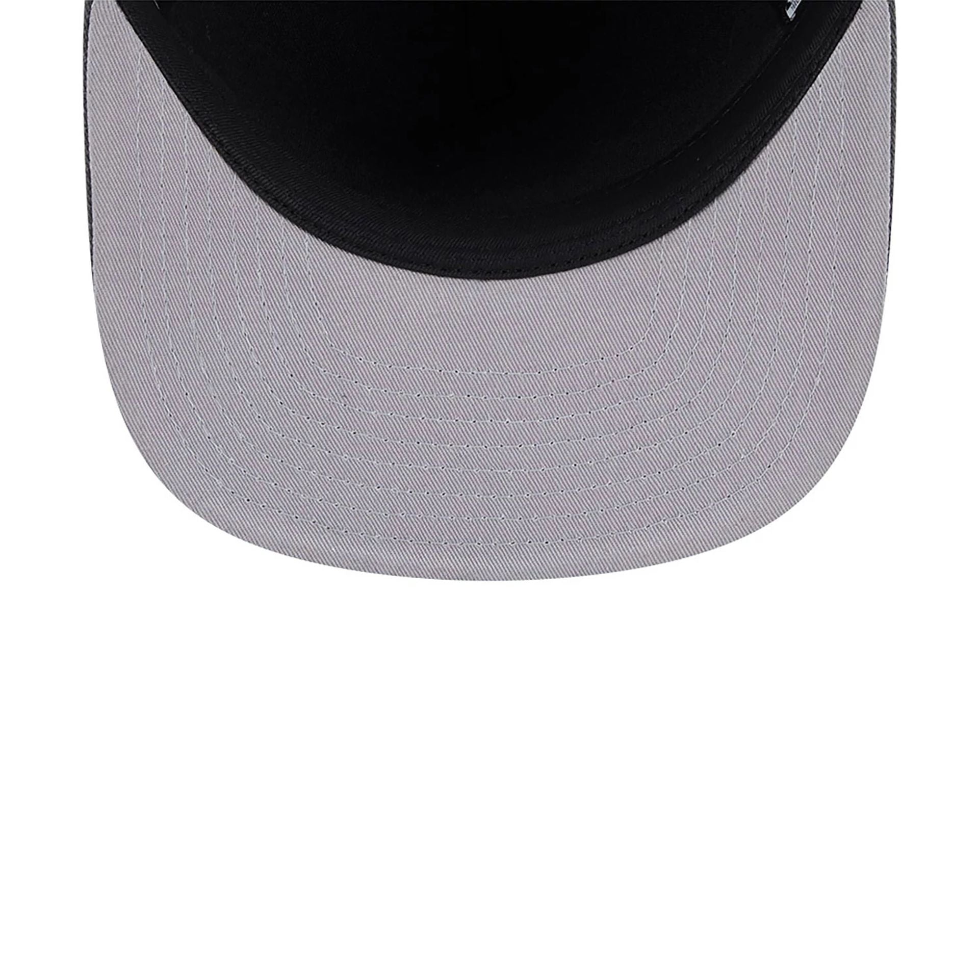 This is a Chicago White Sox Pigment Dye Black 59FIFTY A-Frame Fitted Cap 2