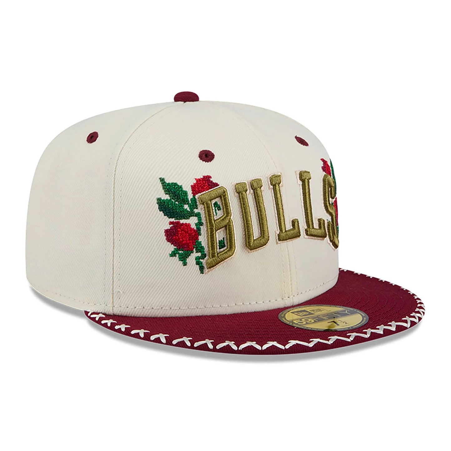 This is a Chicago Bulls Novelty Stitch White 59FIFTY Fitted Cap 4