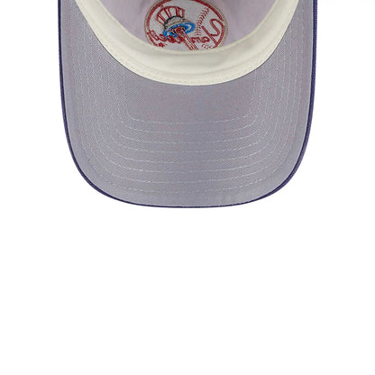 This is a New York Yankees Tan Texture Navy 9TWENTY Adjustable Cap 2