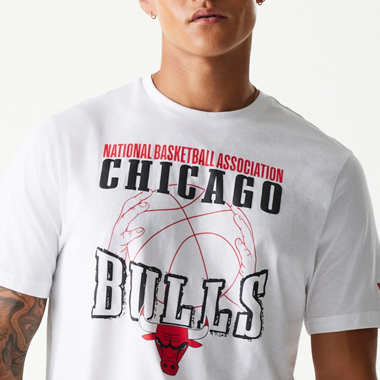 The Male model is wearing Chicago Bulls NBA Wordmark White T-Shirt 6