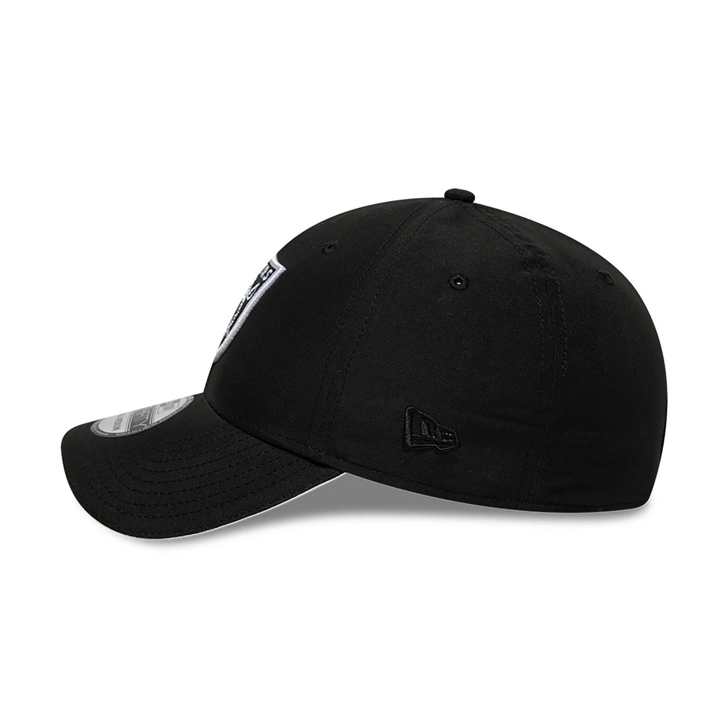 This is a Las Vegas Raiders Team Colour Black 39THIRTY Stretch-Fit Cap 7