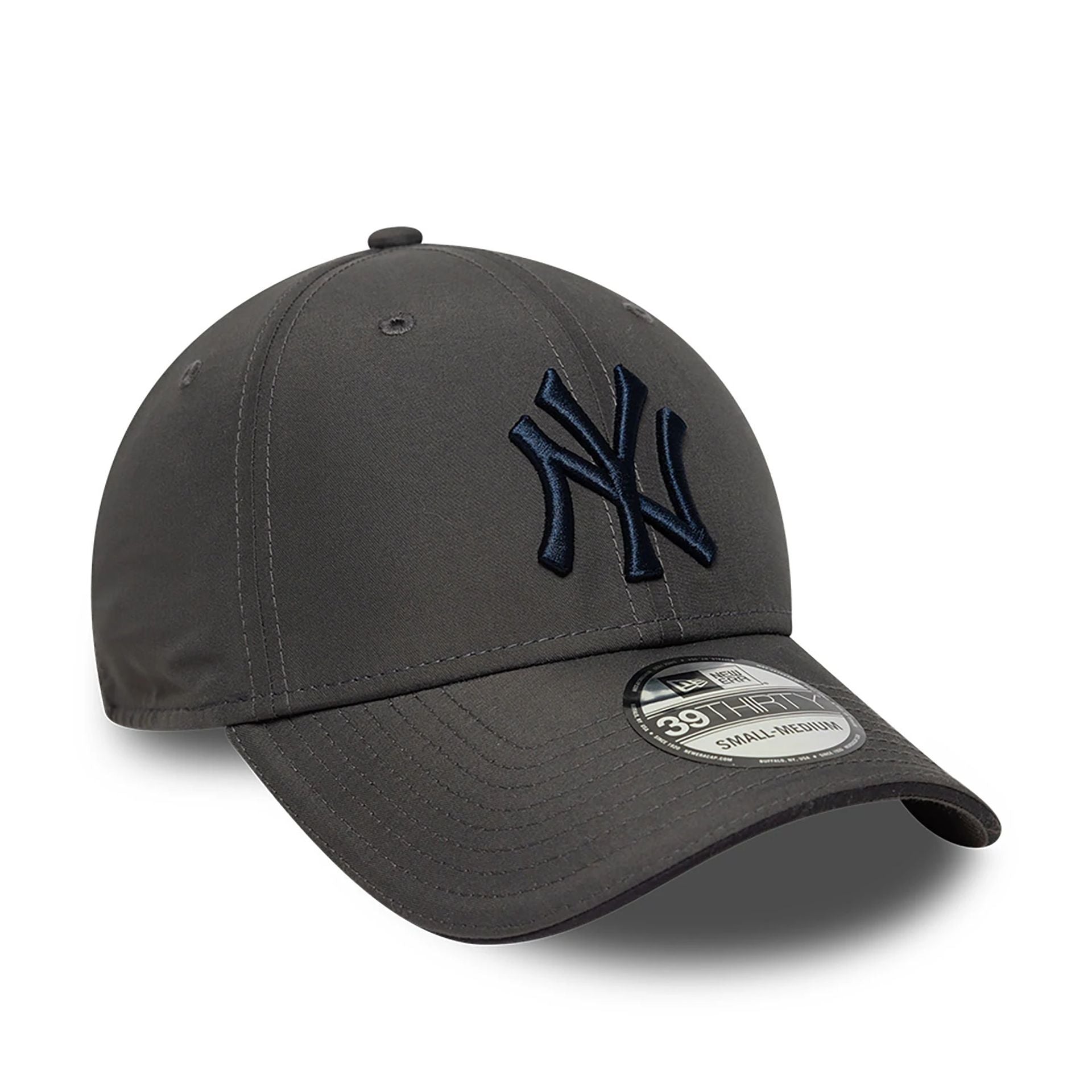 This is a New York Yankees Team Colour Dark Grey 39THIRTY Stretch-Fit Cap 3