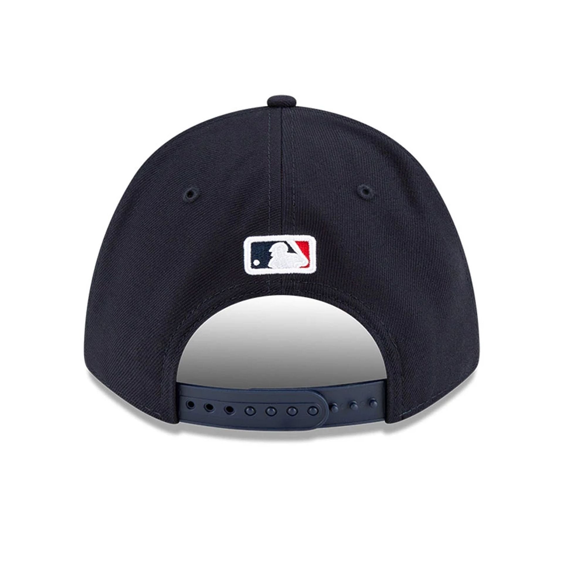 This is a Boston Red Sox MLB Player Replica Navy 9FORTY M-Crown Adjustable Cap 4