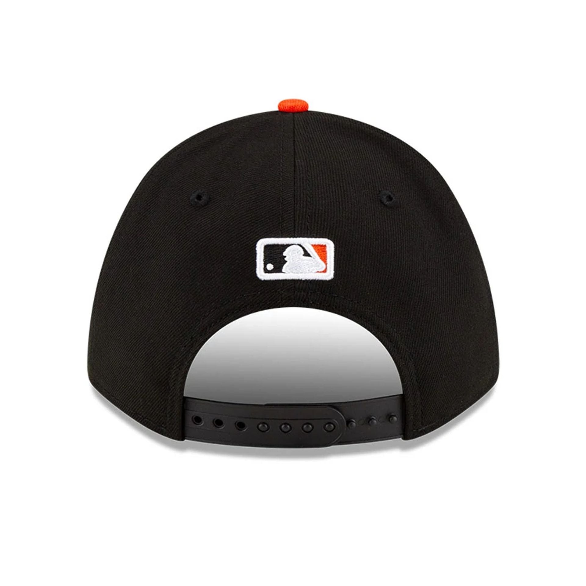 This is a San Francisco Giants MLB Player Replica Black 9FORTY M-Crown Adjustable Cap 4