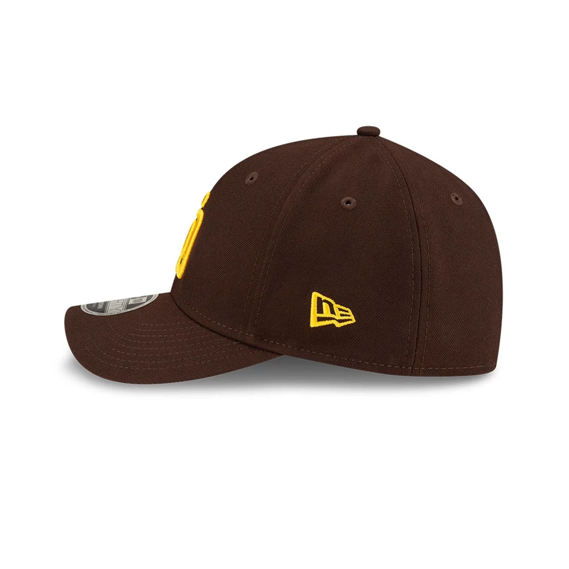 This is a San Diego Padres MLB Player Replica Dark Brown 9FORTY M-Crown Adjustable Cap 5