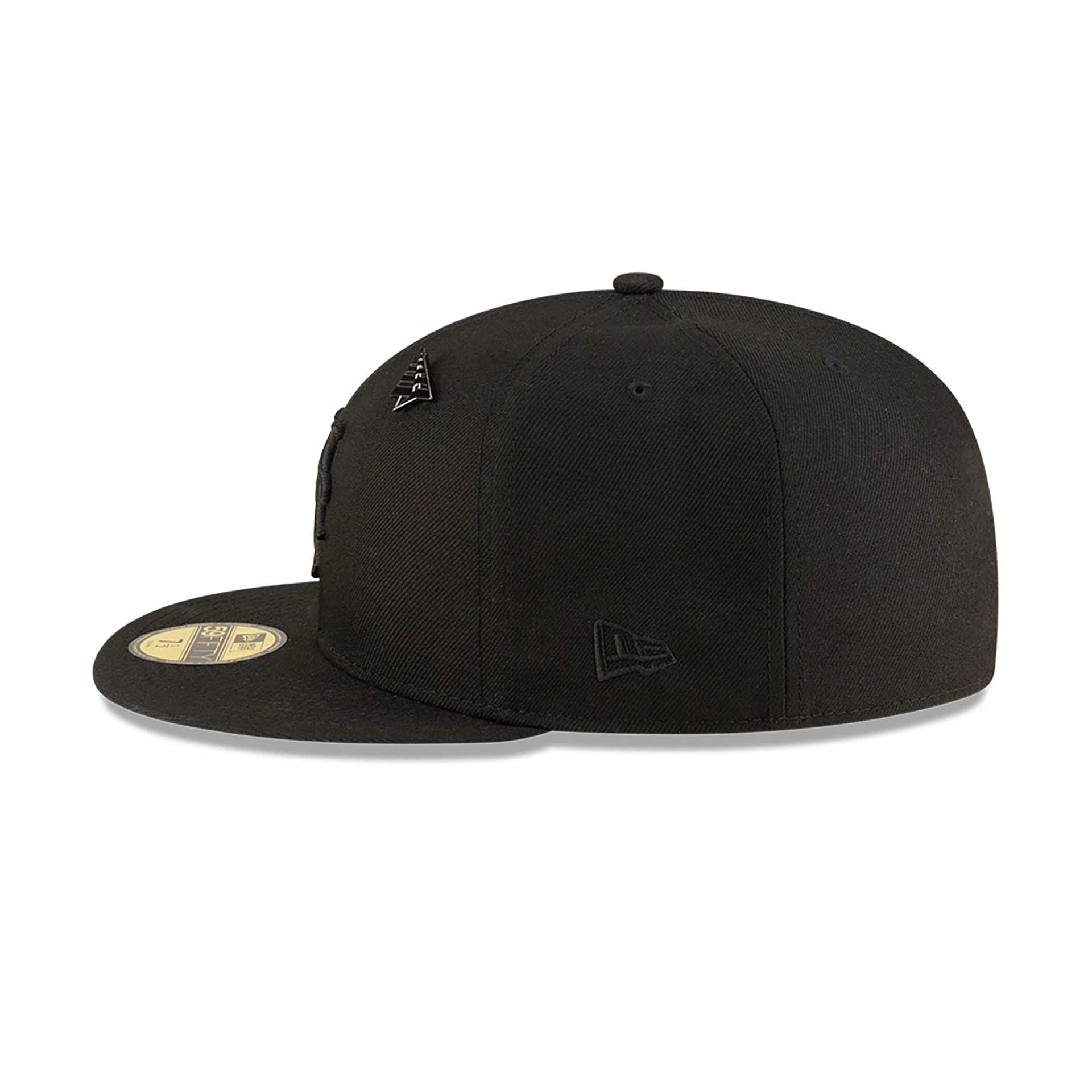 This is a New York Mets Paper Planes x MLB Black 59FIFTY Fitted Cap 7