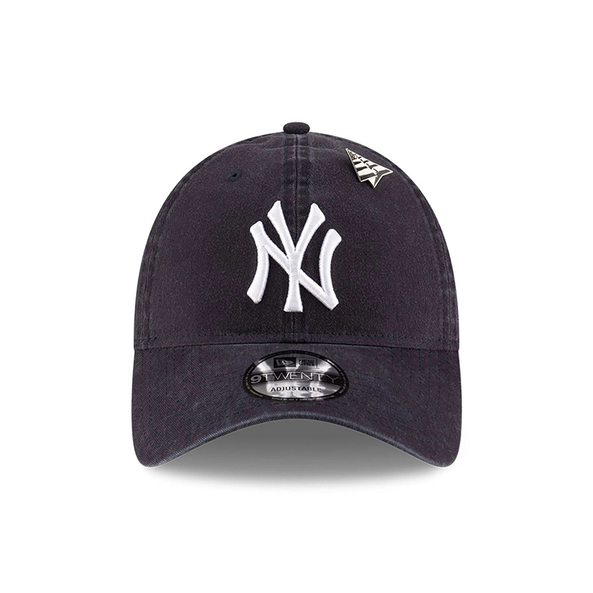 This is a New York Yankees Paper Planes x Yankees Navy 9TWENTY Adjustable Cap 3