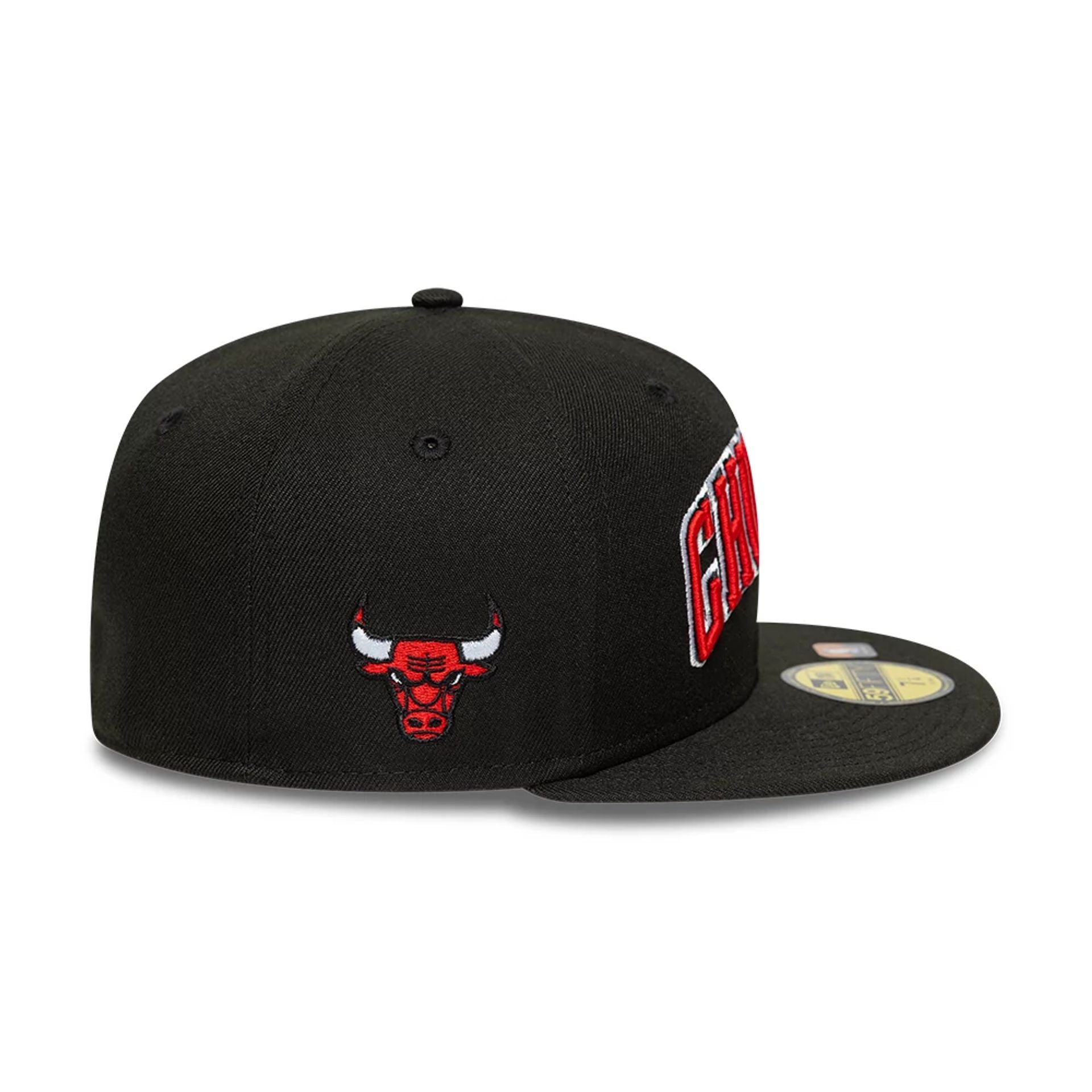 This is a Chicago Bulls NBA Statement Black 59FIFTY Fitted Cap 6