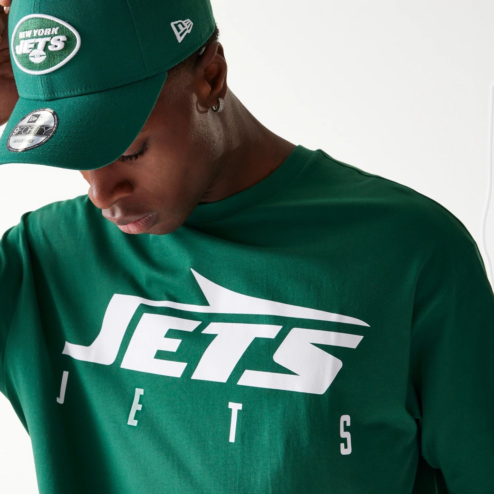 The Male model is wearing New York Jets NFL Games Slogan Green Oversized T-Shirt 5