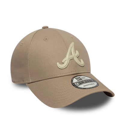 This is a Atlanta Braves Applique Logo Pastel Brown 9FIFTY A-Frame Adjustable Cap 3