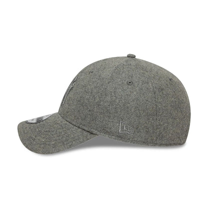 This is a New York Yankees Melton Grey 9FORTY Adjustable Cap 7