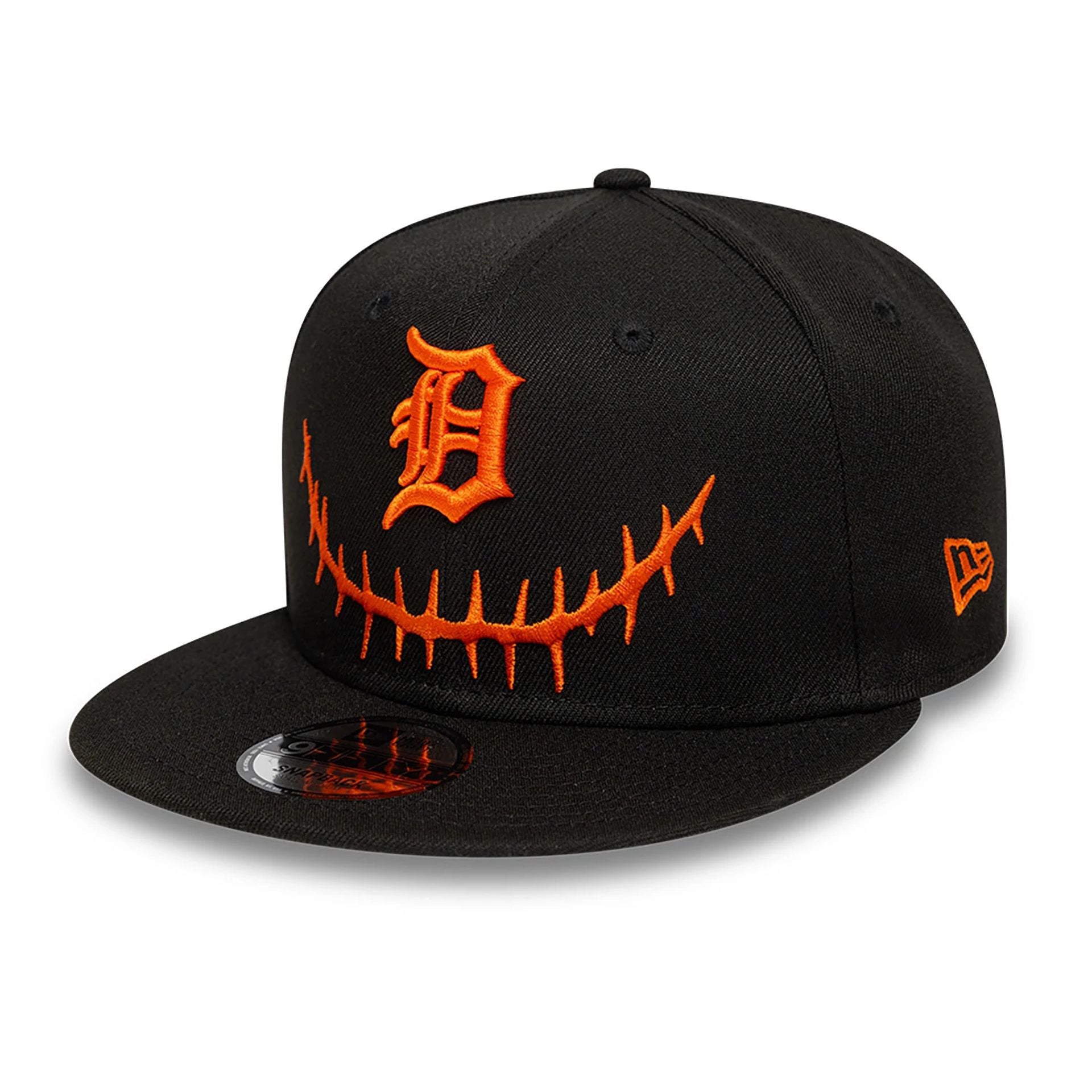 This is a Detroit Tigers Pumpkin Black 9FIFTY Snapback Cap 1