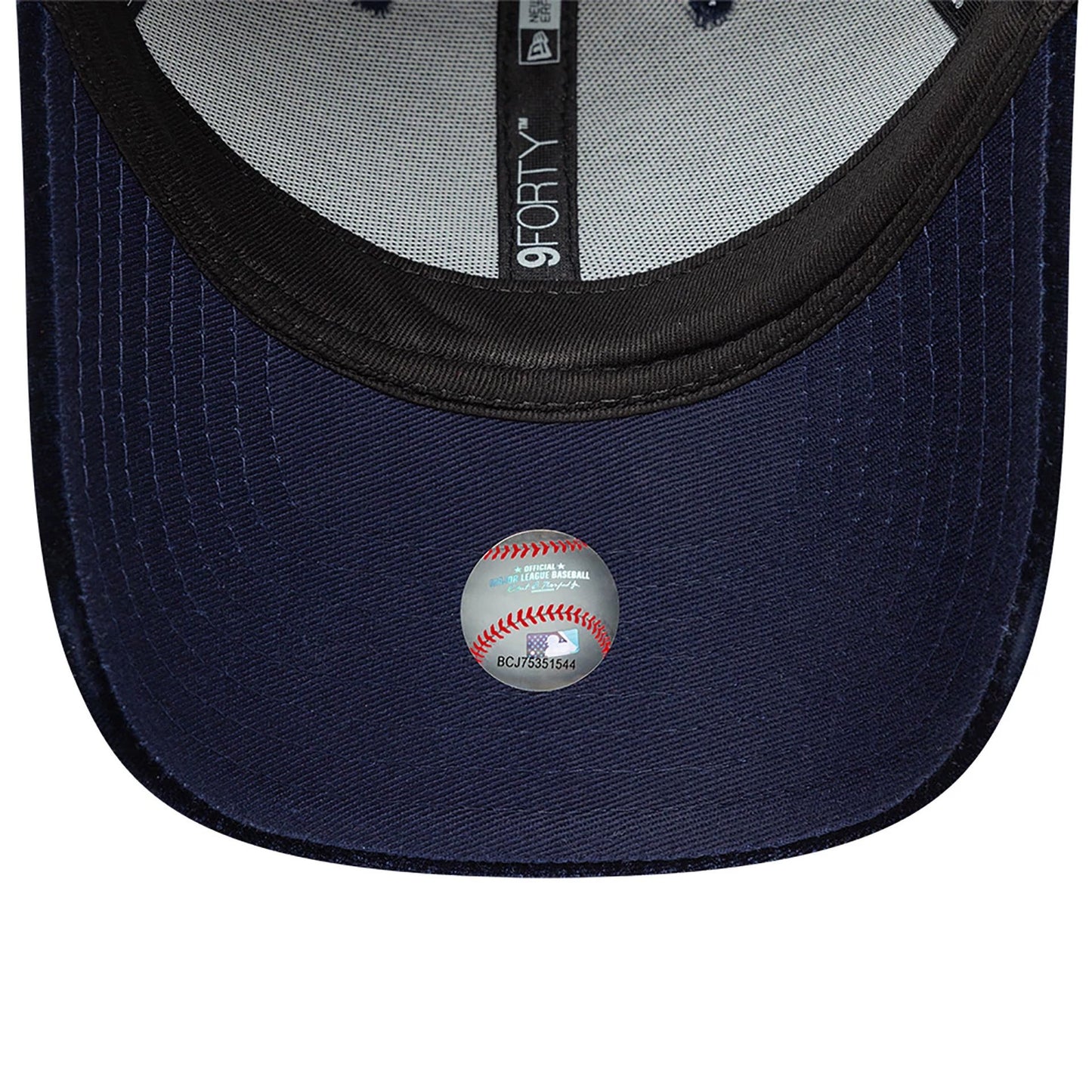 This is a LA Dodgers Tonal Velvet Navy 9FORTY Adjustable Cap 7