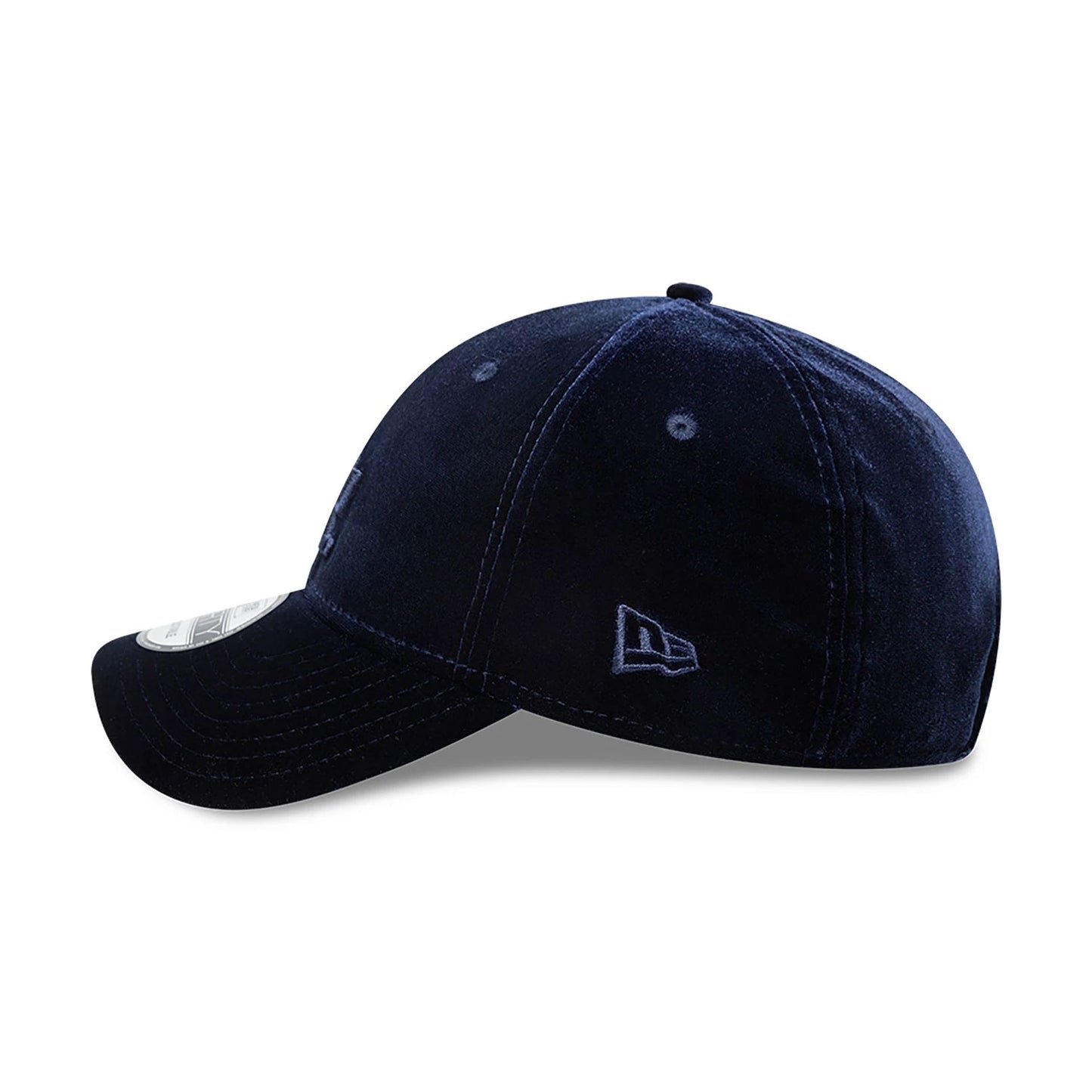 This is a LA Dodgers Tonal Velvet Navy 9FORTY Adjustable Cap 5