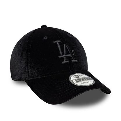 This is a LA Dodgers Tonal Velvet Black 9FORTY Adjustable Cap 3