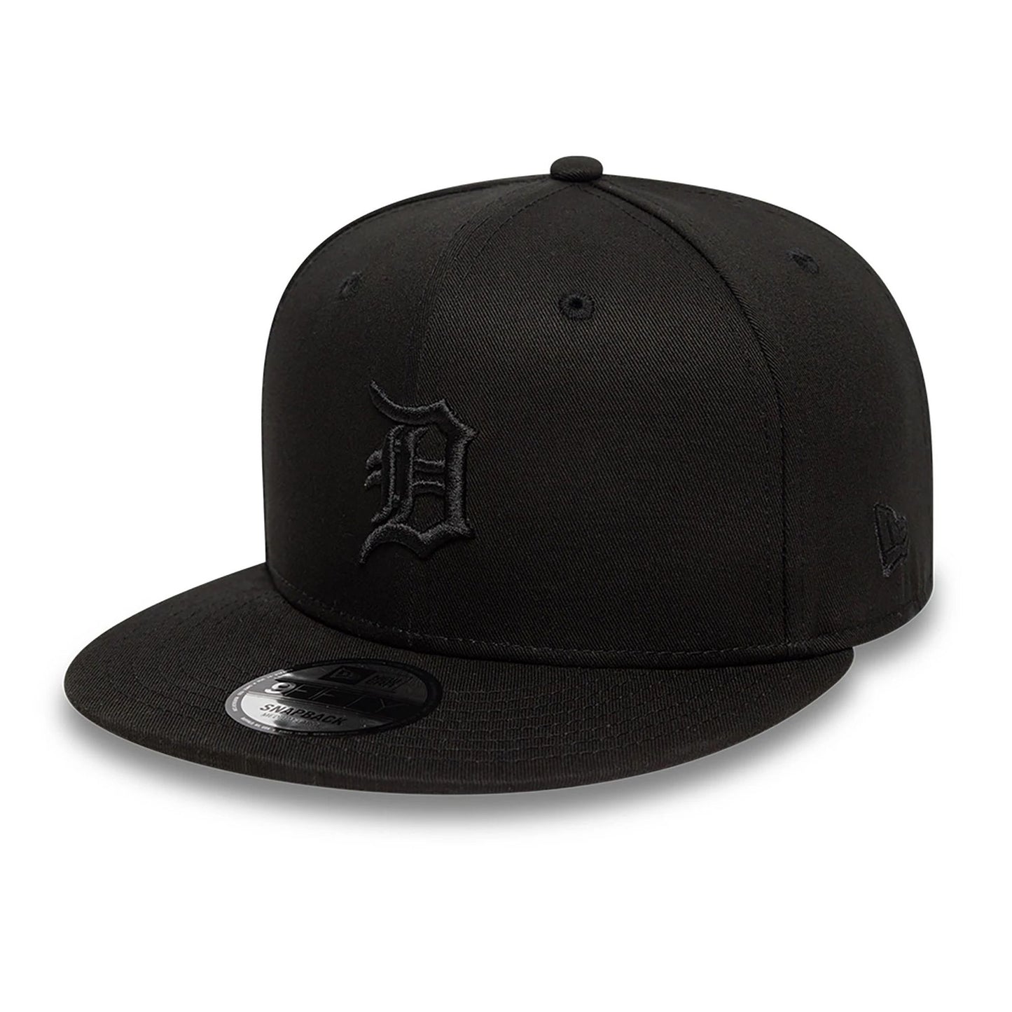 This is a Detroit Tigers Satin Lined Black 9FIFTY Snapback Adjustable Cap 1