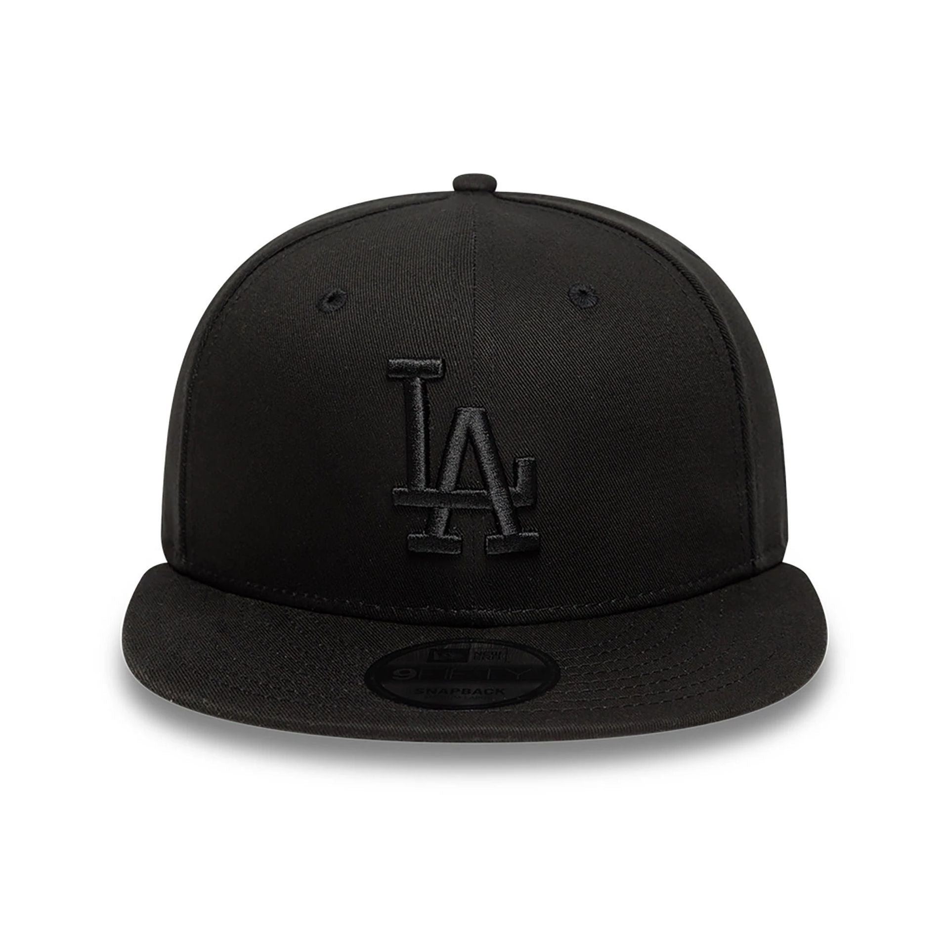 This is a LA Dodgers Satin Lined Black 9FIFTY Snapback Adjustable Cap 2