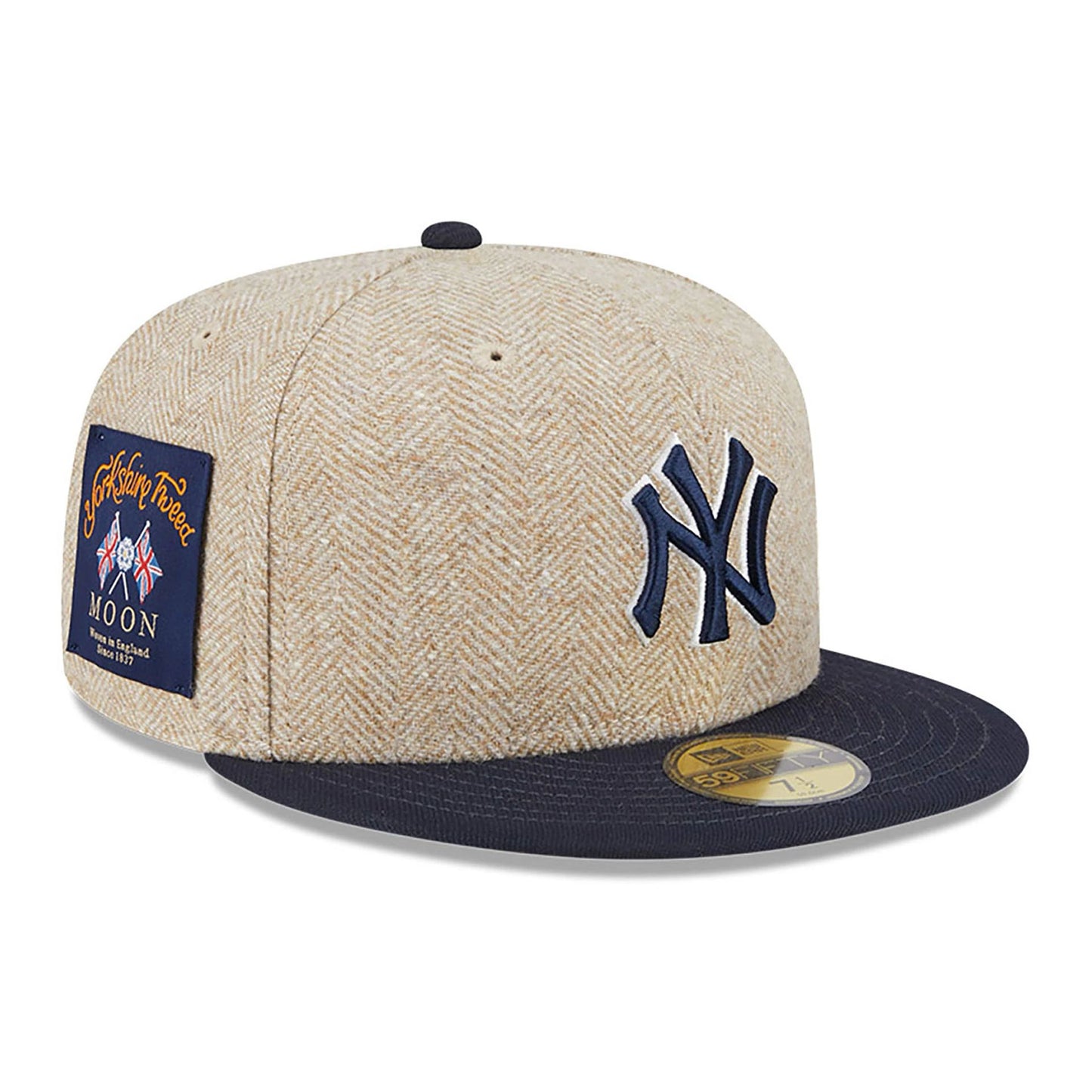 This is a New York Yankees Herringbone Moon® Cream 59FIFTY Fitted Cap 1