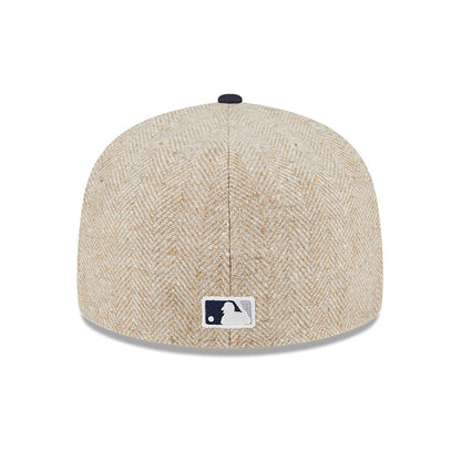 This is a New York Yankees Herringbone Moon® Cream 59FIFTY Fitted Cap 5