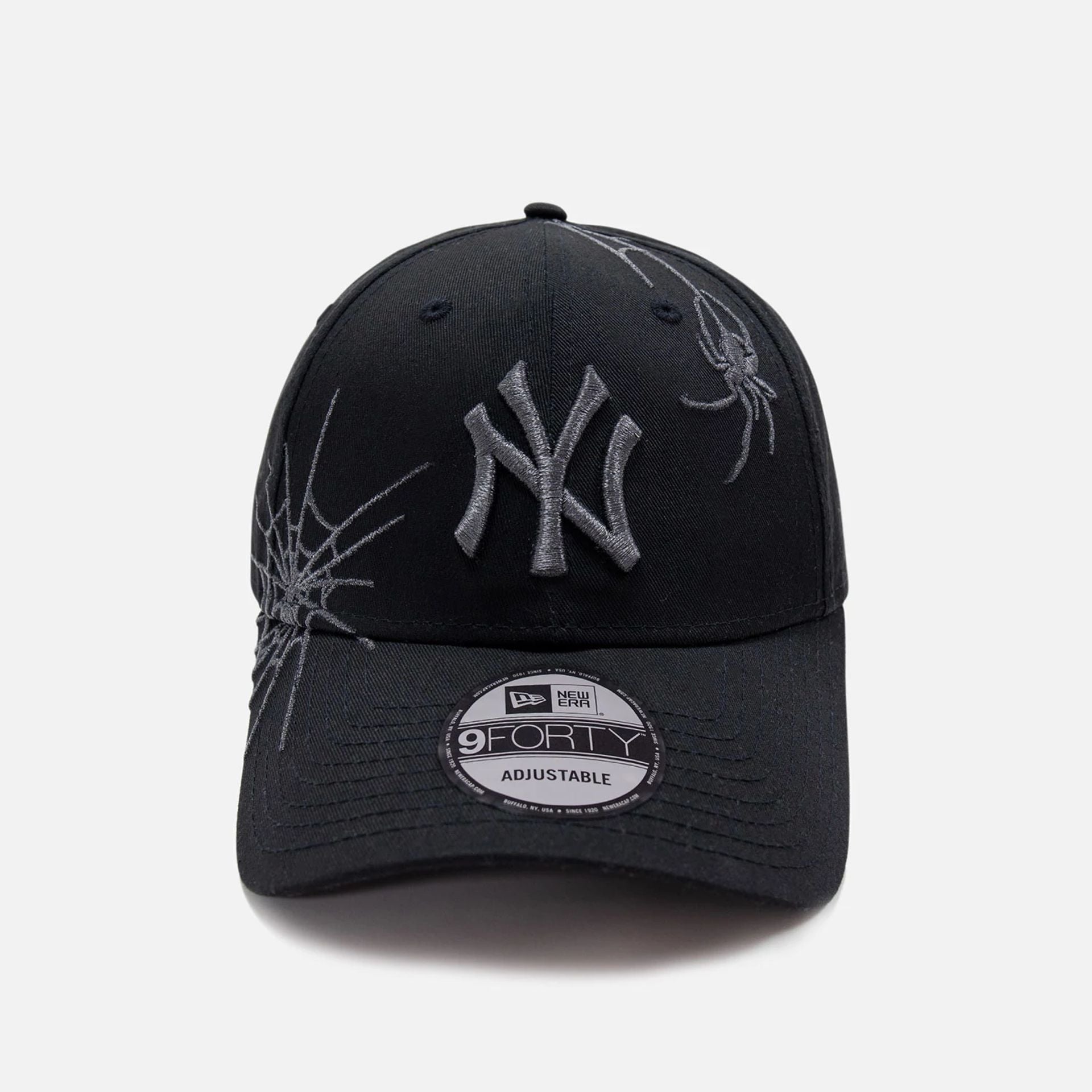 This is a New York Yankees Halloween Spider Web Black 9FORTY Adjustable Cap 2