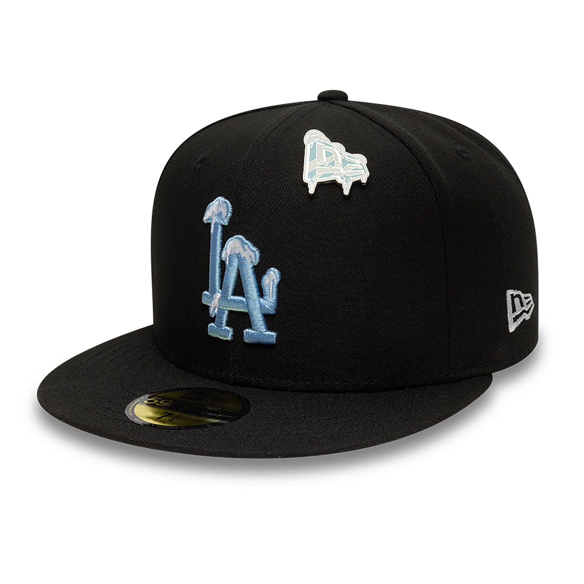 This is a LA Dodgers Snowday Black 59FIFTY Fitted Cap 1