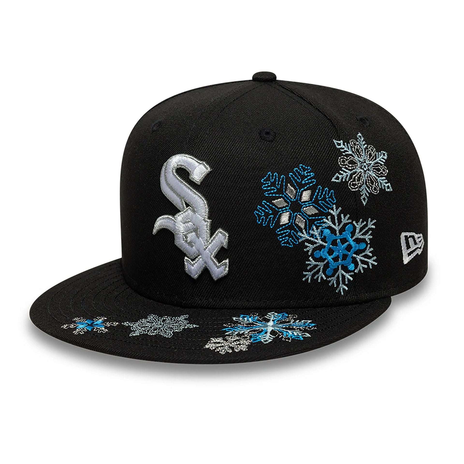 This is a Chicago White Sox Winter Black 59FIFTY Fitted Cap 1