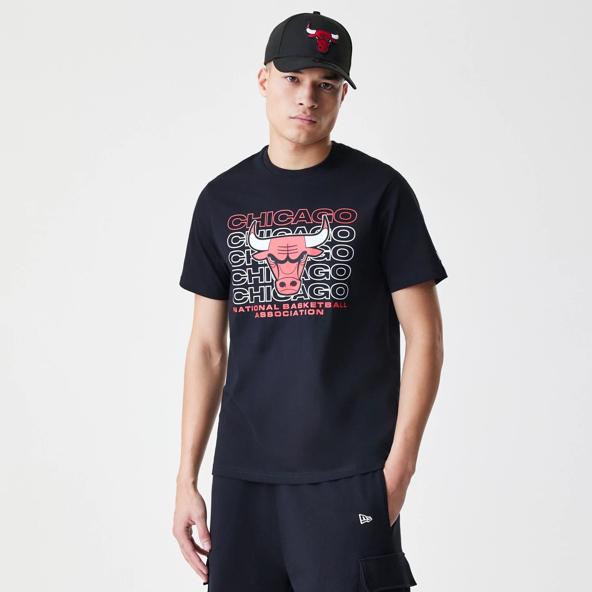 The Male model is wearing Chicago Bulls NBA Stack Wordmark Black T-Shirt 1