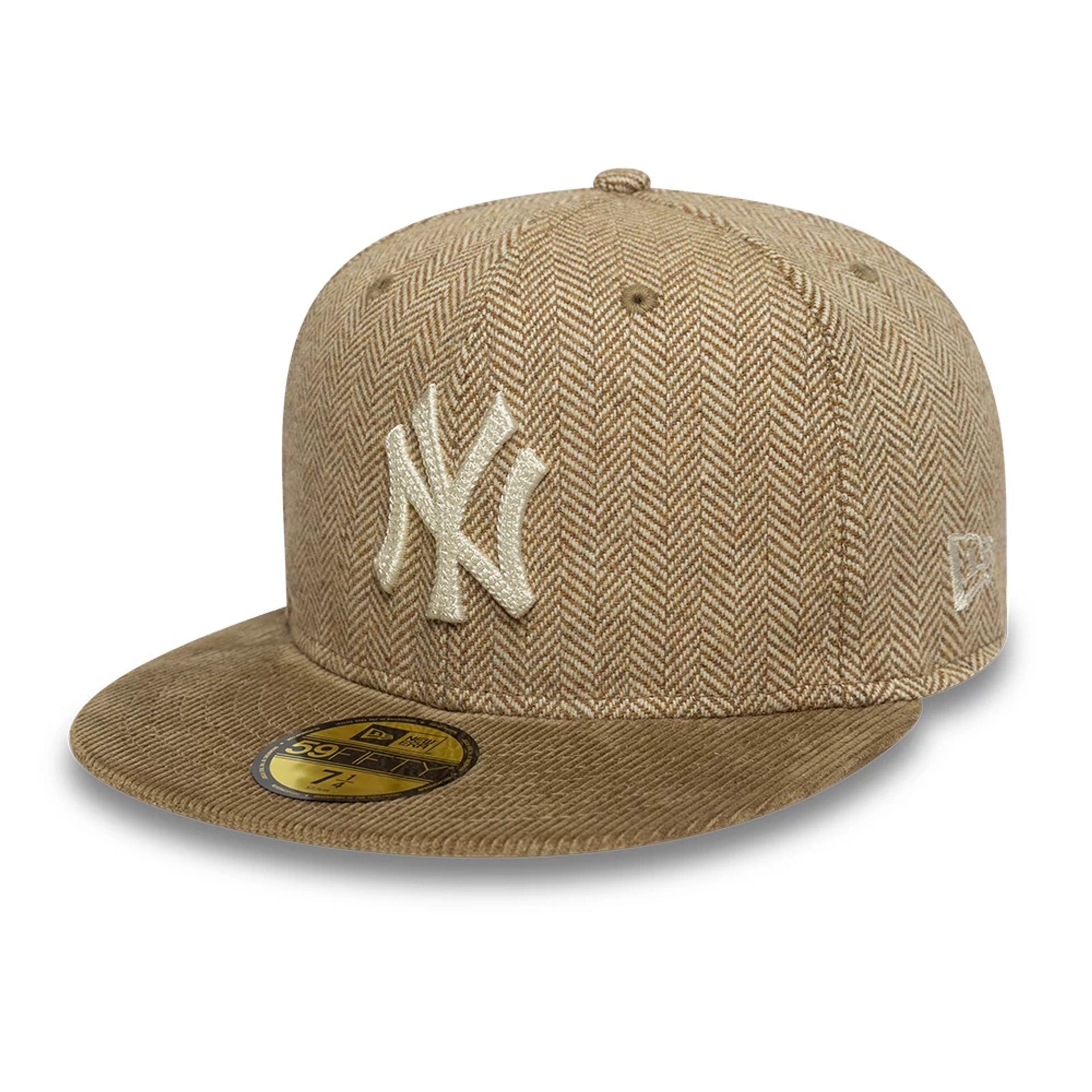 This is a New York Yankees MLB Cord Beige 59FIFTY Fitted Cap 1