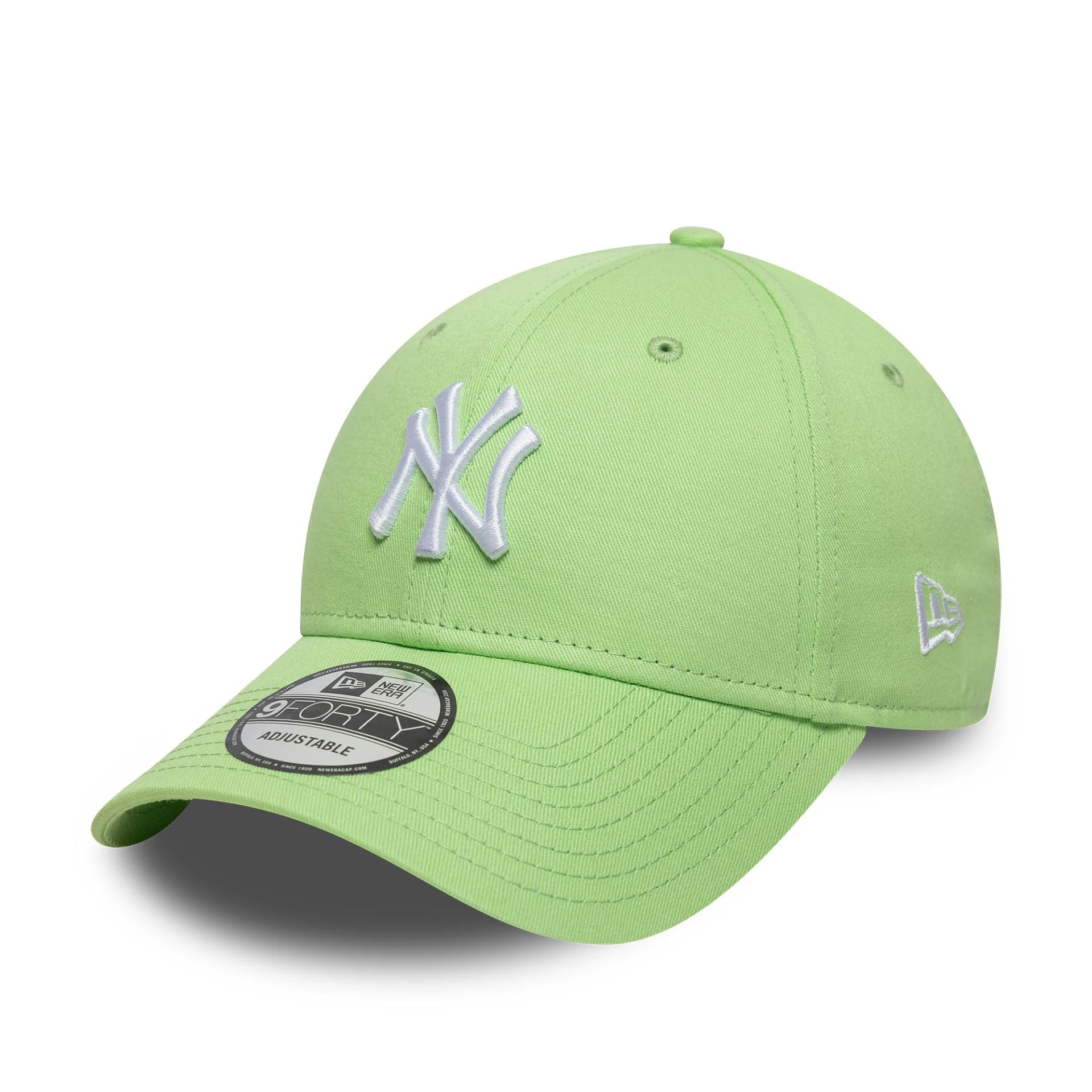 This is a New York Yankees MLB Colour Pack Green 9FORTY Adjustable Cap 1