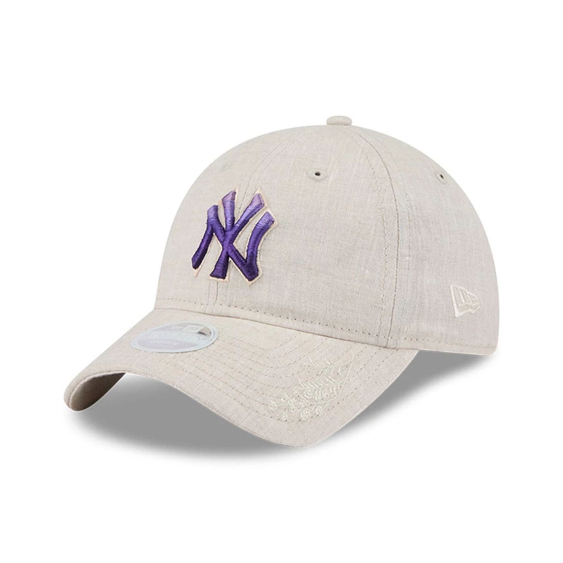 This is a New York Yankees Floral Visor Open Beige 9TWENTY Adjustable Cap 1