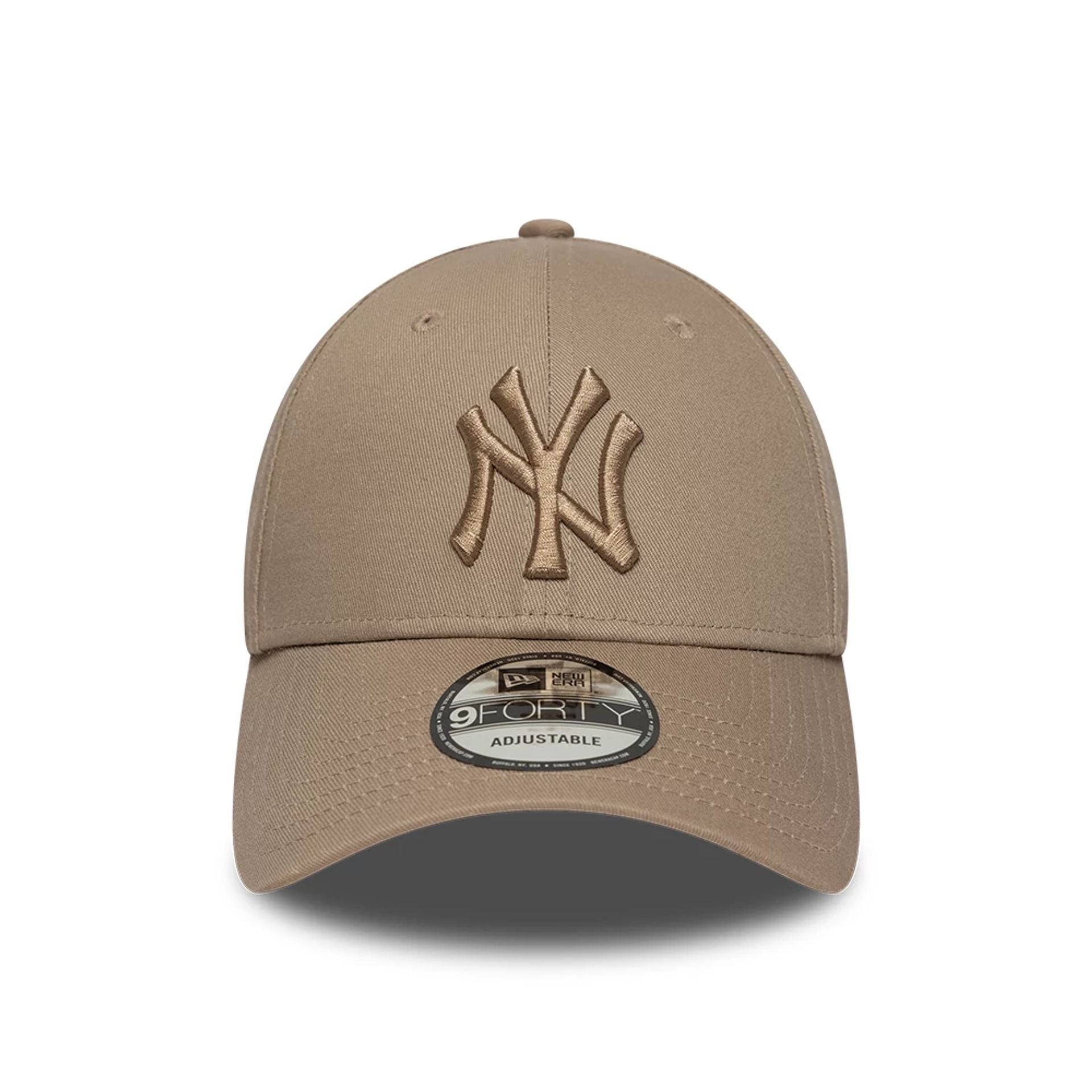 This is a New York Yankees MLB League Essential Pastel Brown 9FORTY Adjustable Cap 2