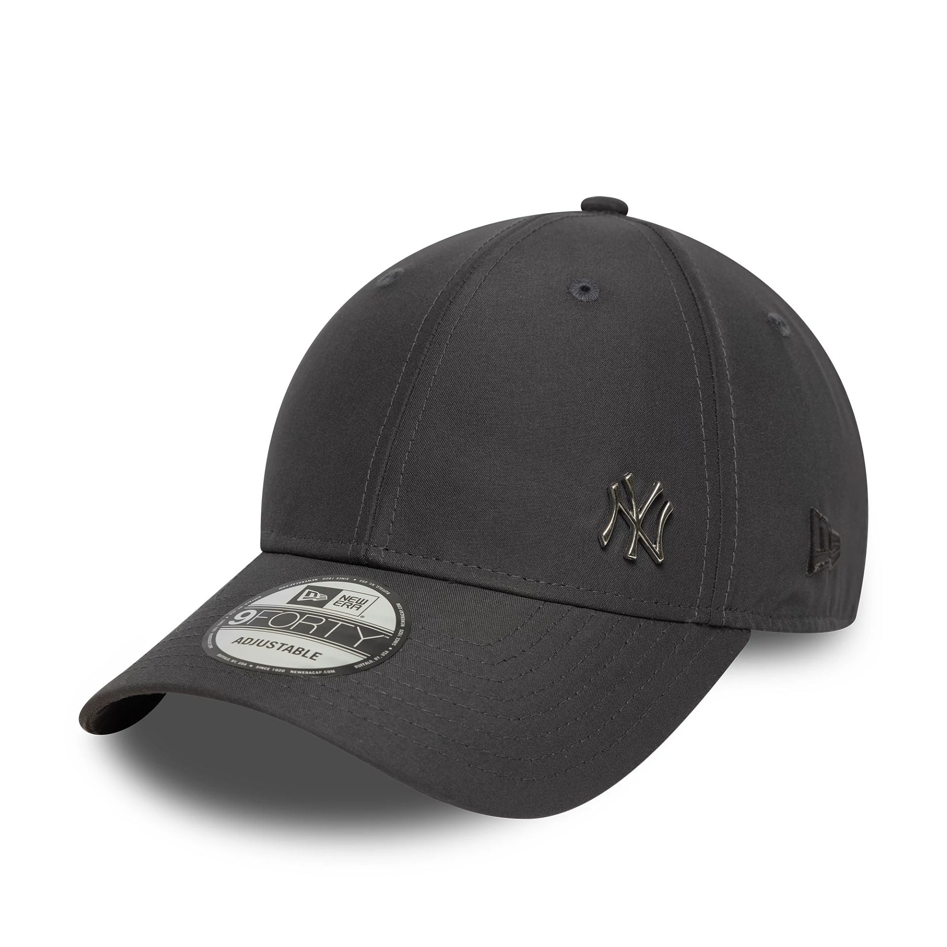 This is a New York Yankees MLB Flawless Dark Grey 9FORTY Adjustable Cap 1