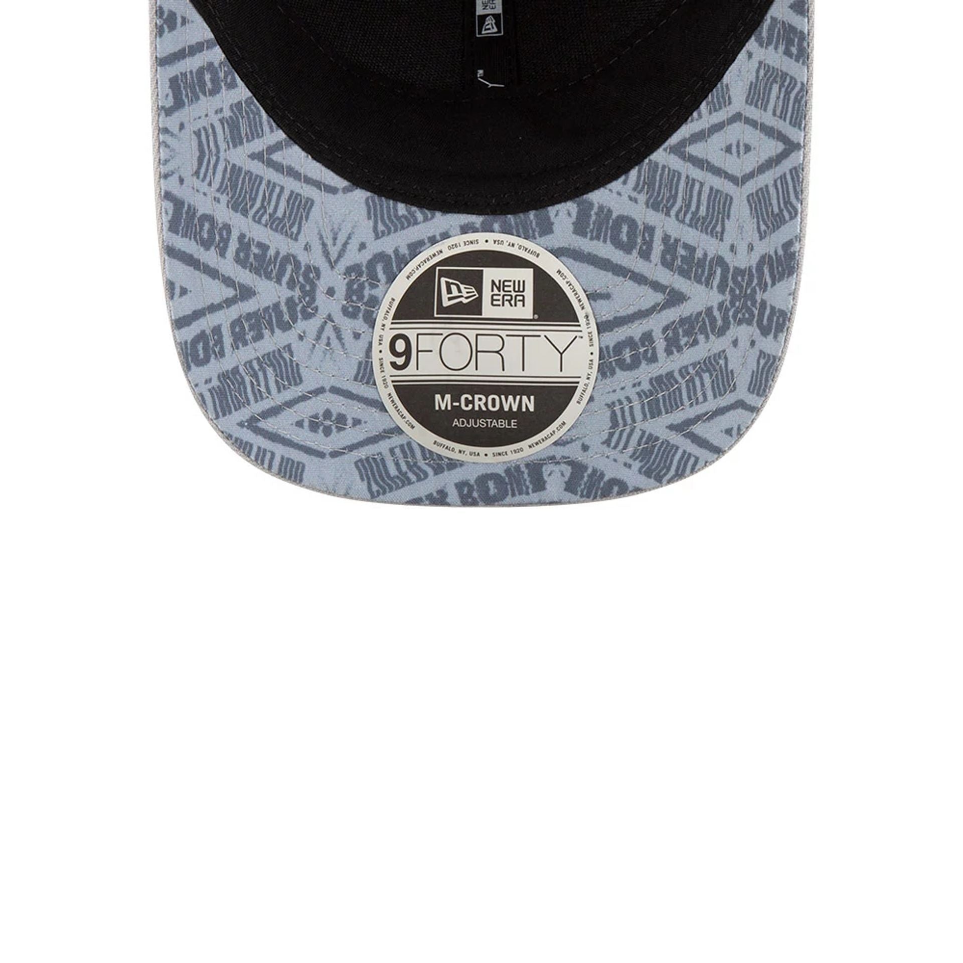 This is a Philadelphia Eagles Super Bowl 2025 On Field Grey 9FORTY M-Crown Adjustable Cap 2