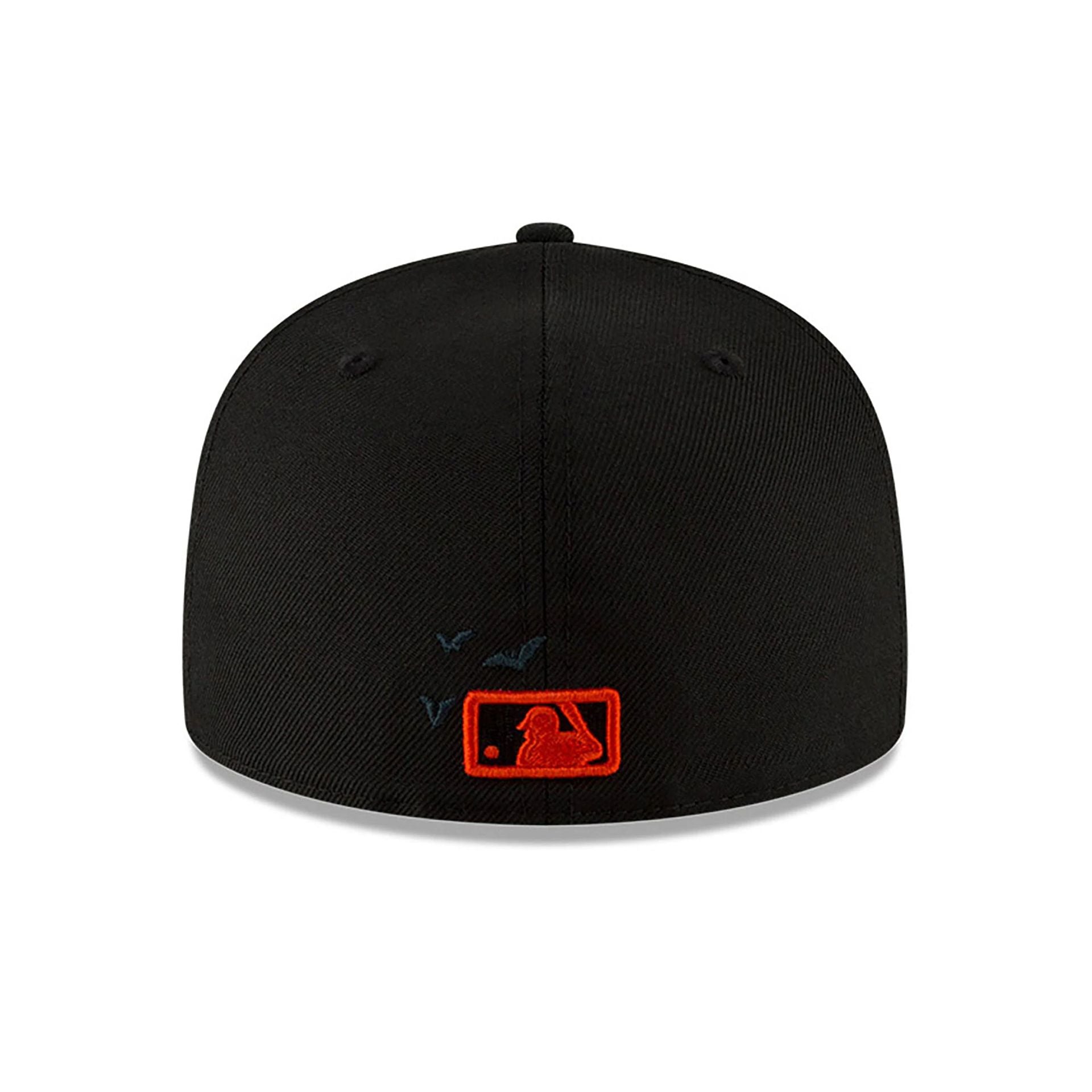 This is a LA Dodgers Halloween Bats Black 59FIFTY Fitted Cap 4