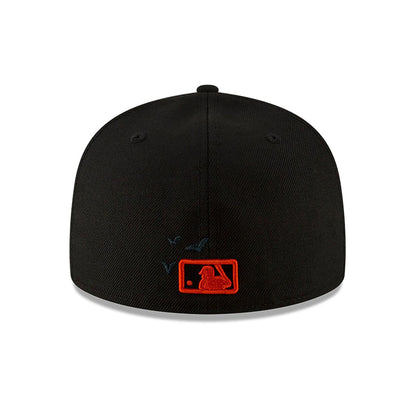 This is a New York Yankees Halloween Bats Black 59FIFTY Fitted Cap 4