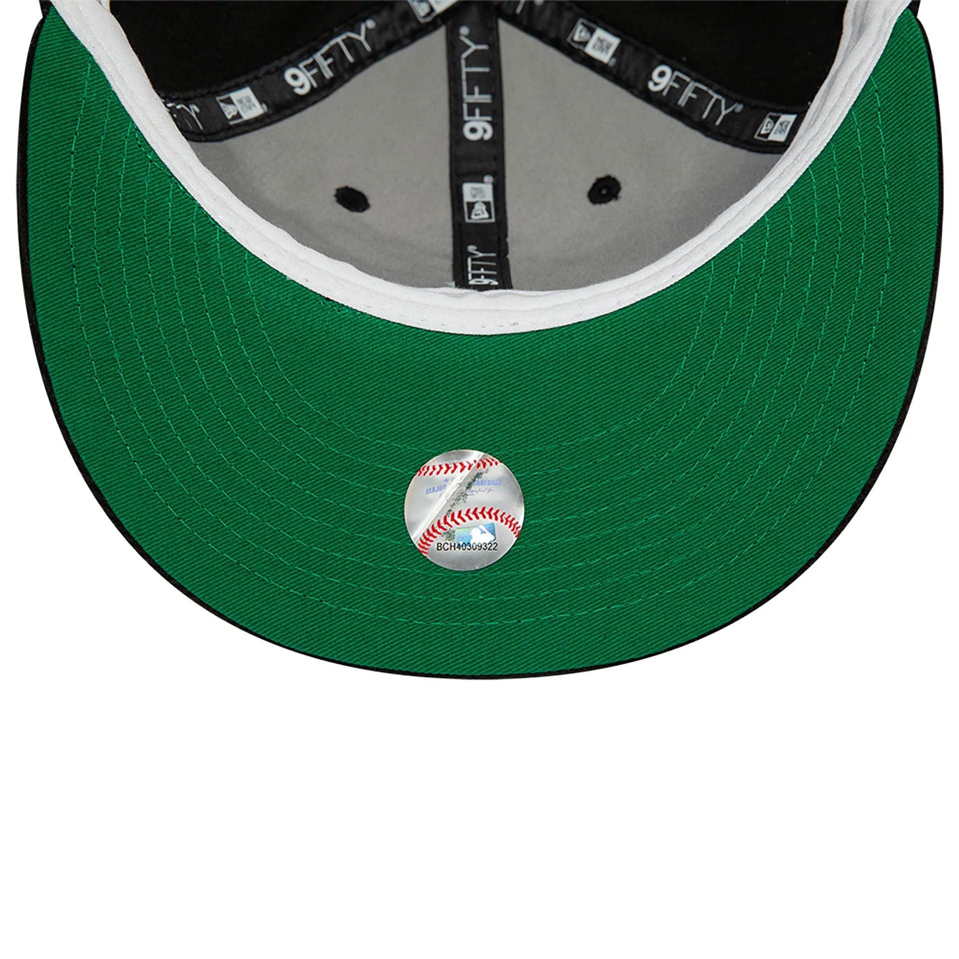 This is a MLB World Series Battle 1989 Patch Black Retro Crown 9FIFTY Snapback Cap 2