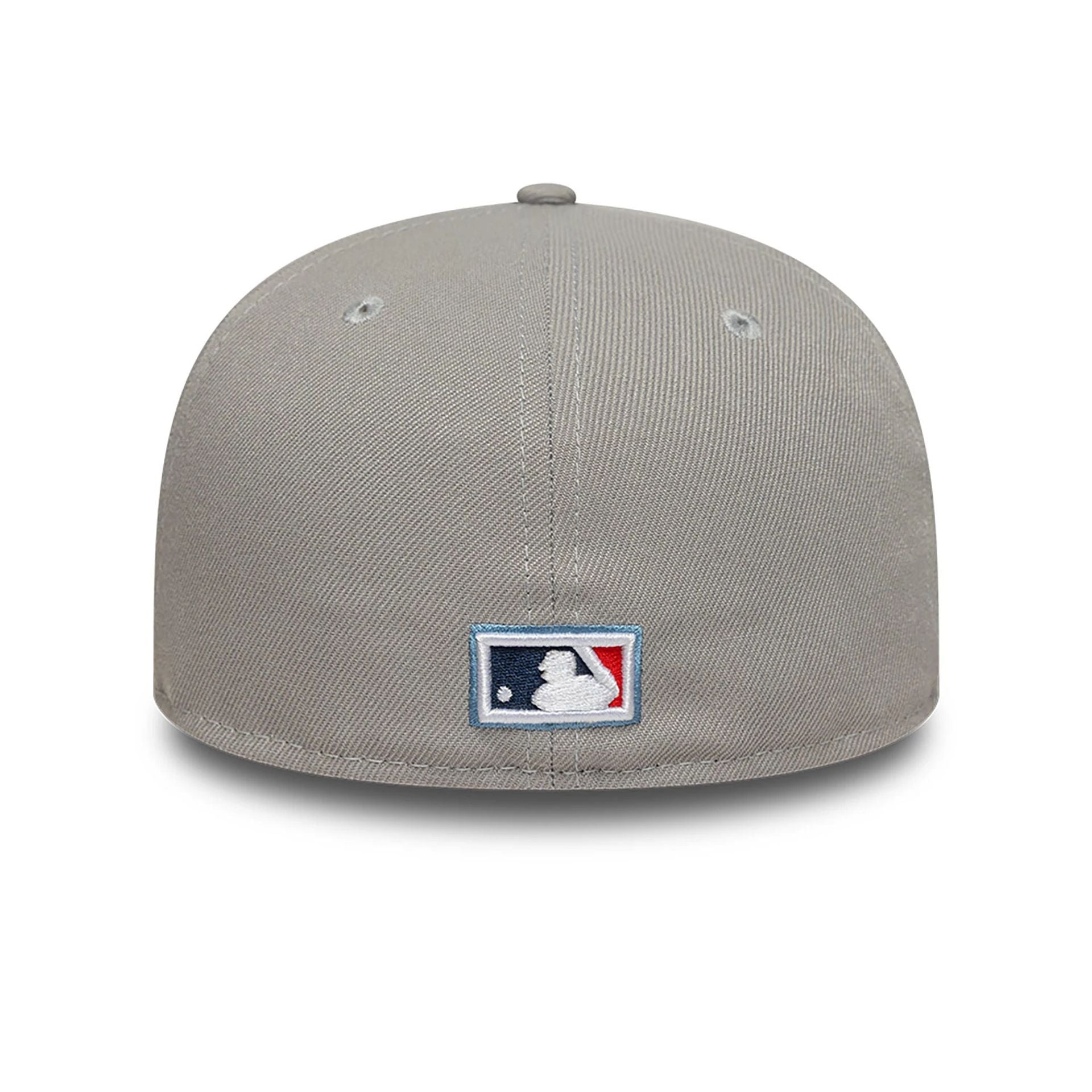 This is a New York Yankees Grey 59FIFTY Fitted Cap 7