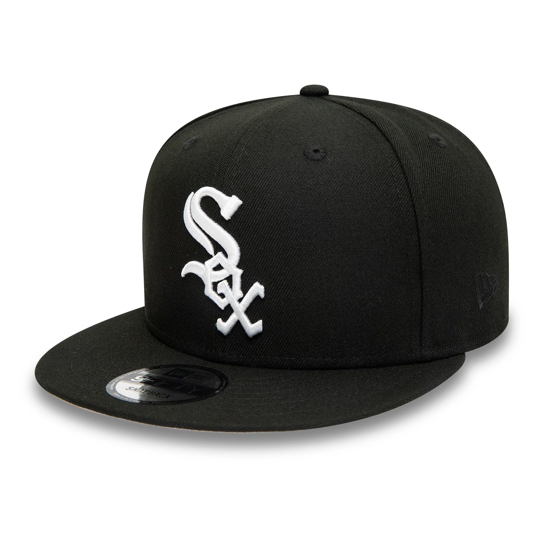 This is a Chicago White Sox MLB Black 9FIFTY Snapback Cap 1