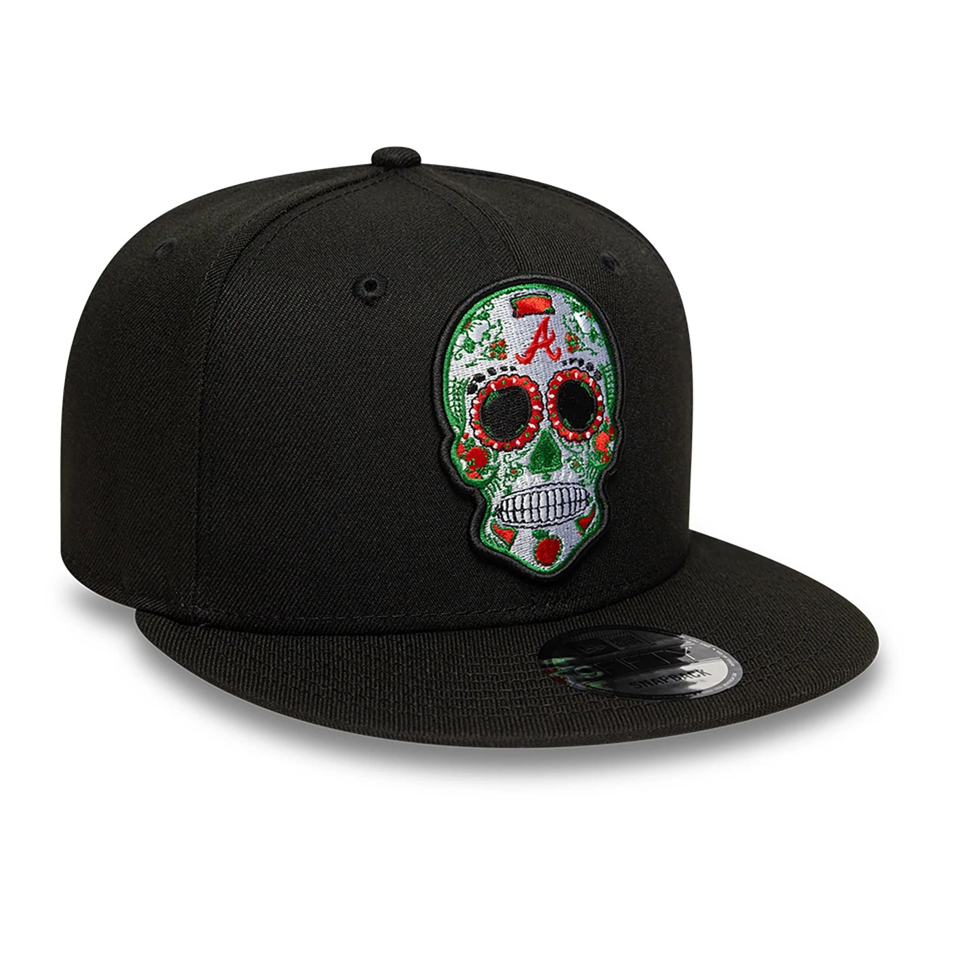 This is a Atlanta Braves MLB Skull Black 9FIFTY Snapback Cap 4